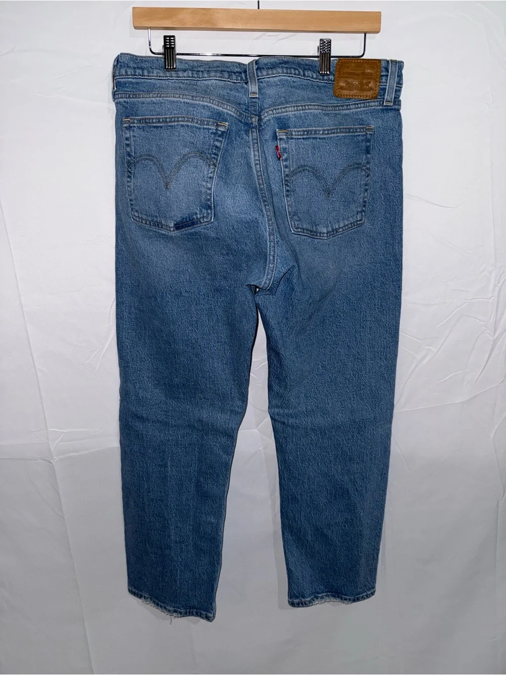 Levi’s Wedgie Straight Jeans size 32 - Picture 2 of 6